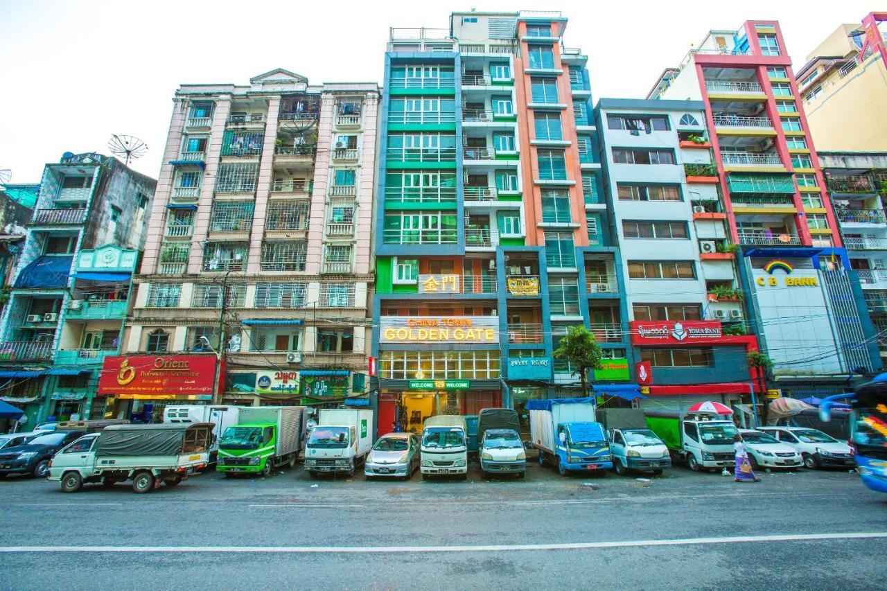 Golden Gate China Town Hotel Yangon Esterno foto