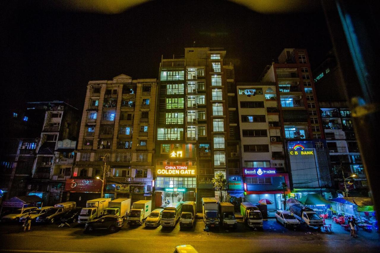 Golden Gate China Town Hotel Yangon Esterno foto